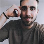 Profesor de apoyo escolar especializado en clases para niños online